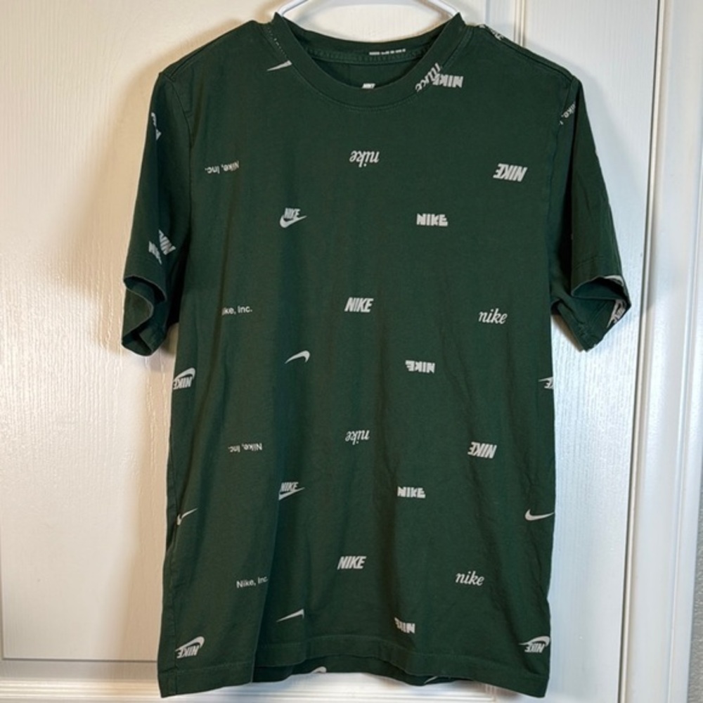 Nike The Nike Tee All Over Print Green White Shirt Size Med GUC #2926